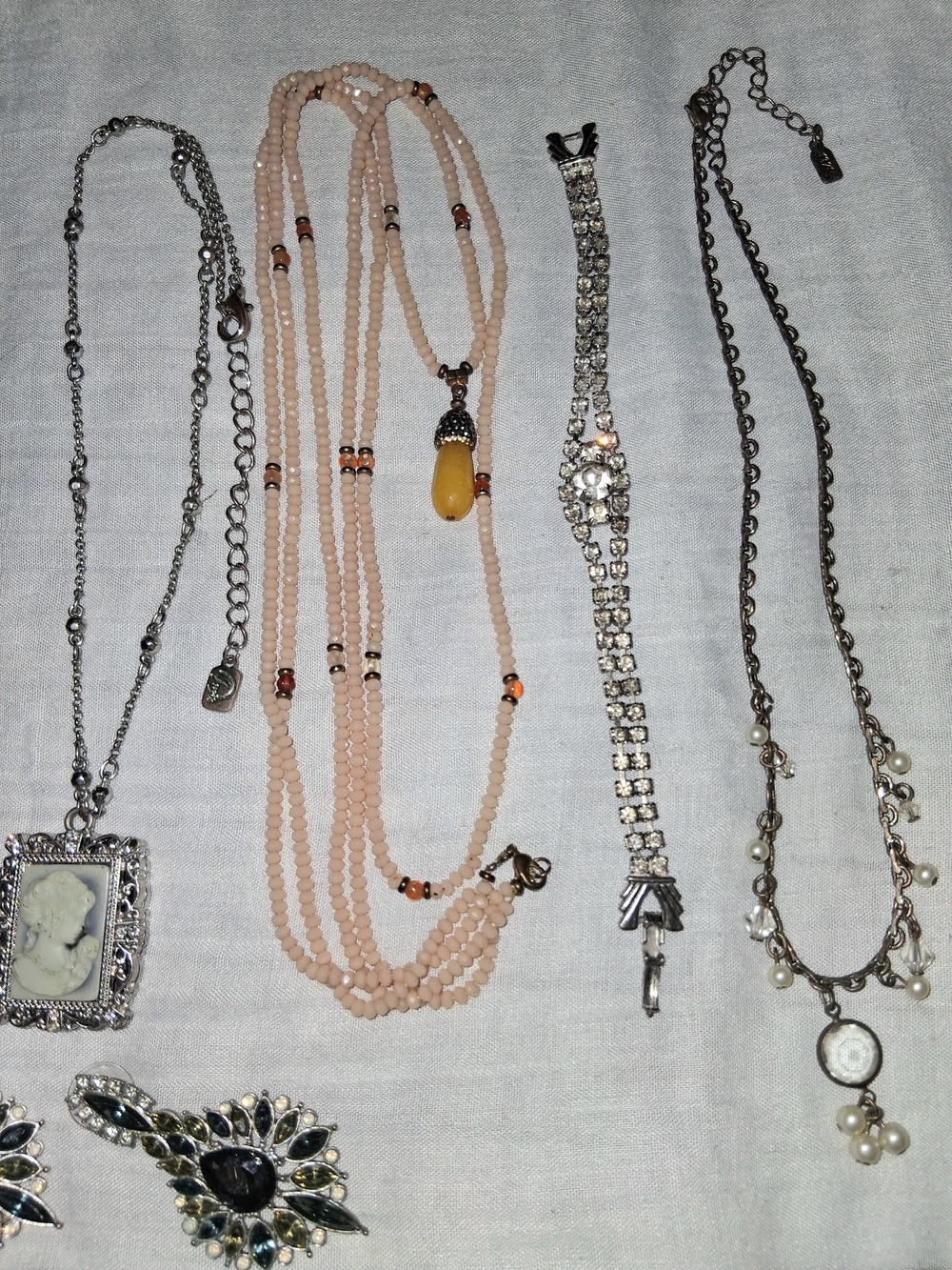 Silver Cameo Pendant with Peach Beaded Layering Necklace - Picture 4 of 7